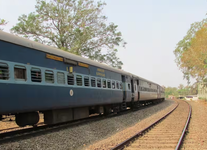 Dahanu-Nashik railway line